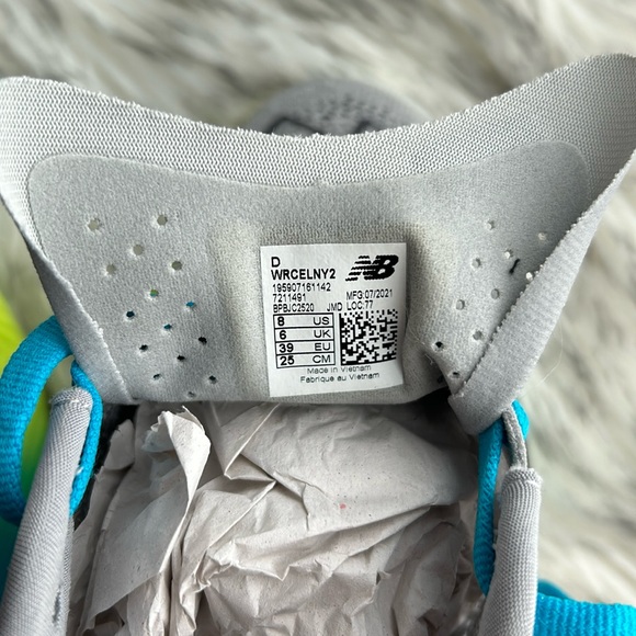 New Balance NYC Marathon Edition FuelCell RC Elite v2 - Picture 14 of 16